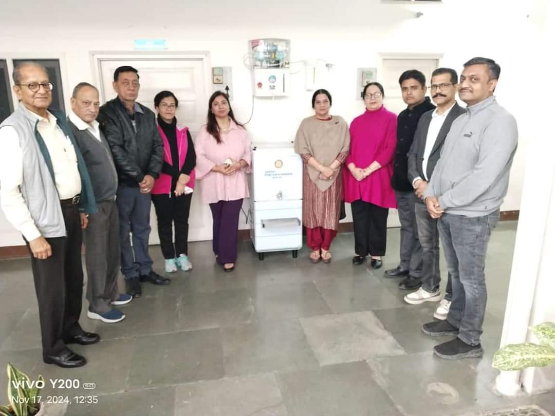 Rotary Club donated water cooler to de-addiction centre